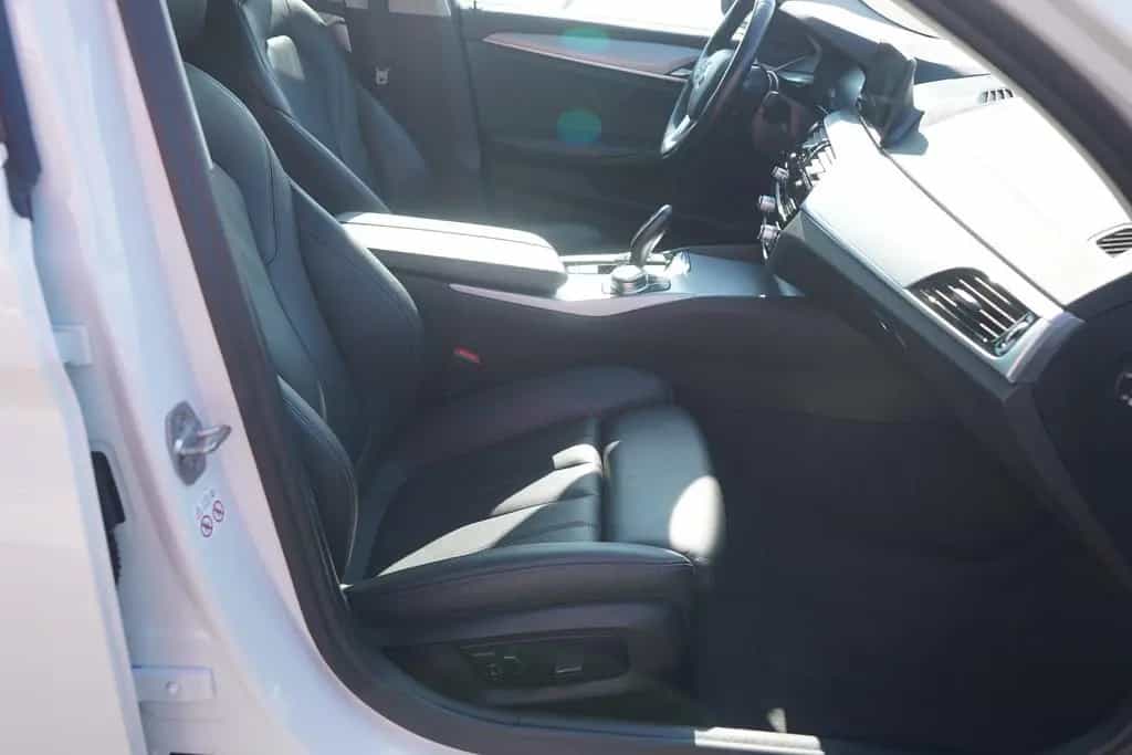 BMW 5 Series 520d Touring LED Navi ACC AHK Virtual Cockpit 06/2019-photo-36