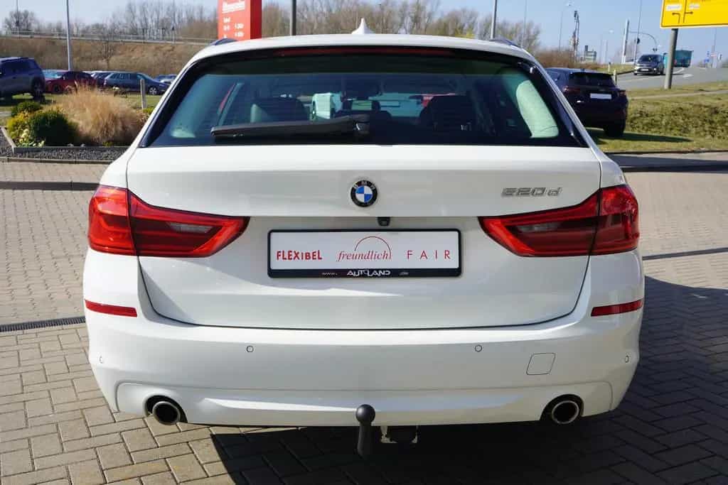 BMW 5 Series 520d Touring LED Navi ACC AHK Virtual Cockpit 06/2019-photo-4