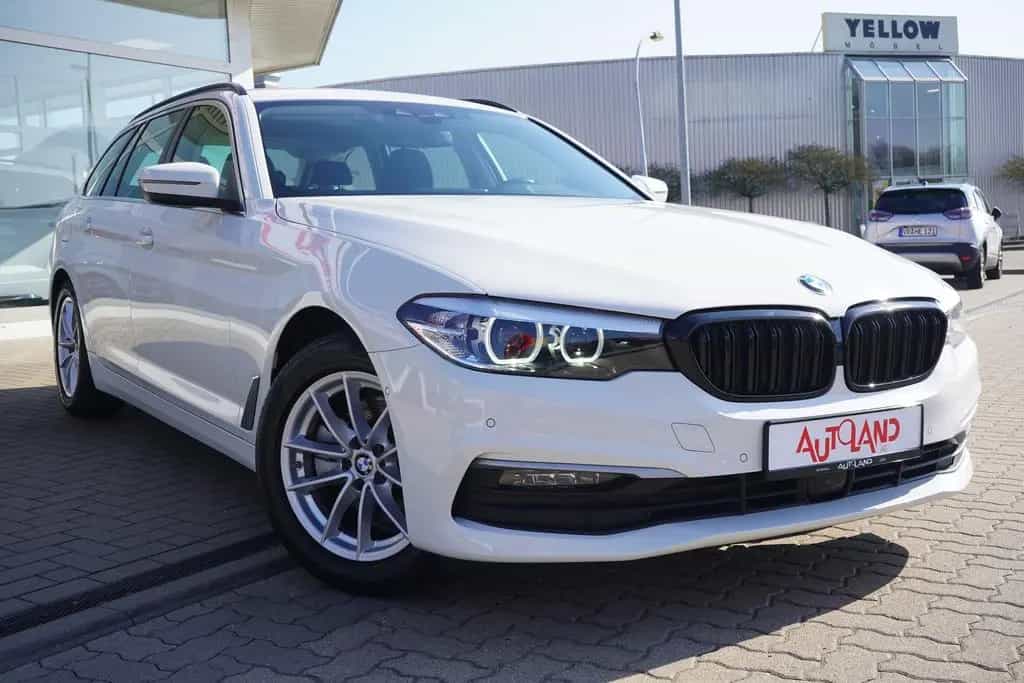 BMW 5 Series 520d Touring LED Navi ACC AHK Virtual Cockpit 06/2019-photo-7