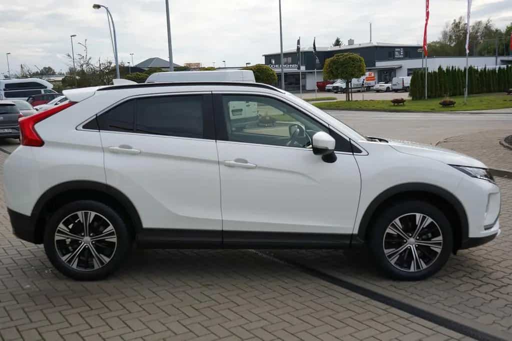 Mitsubishi Eclipse Cross 1.5 Spirit+ 2WD Sitzheizung Klima 03/2021-photo-6
