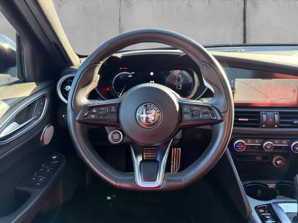 Alfa Romeo Giulia Veloce Q4 PANORAMA+PDC+KAMERA+MEMORY+SHZ 10/2023-photo-10