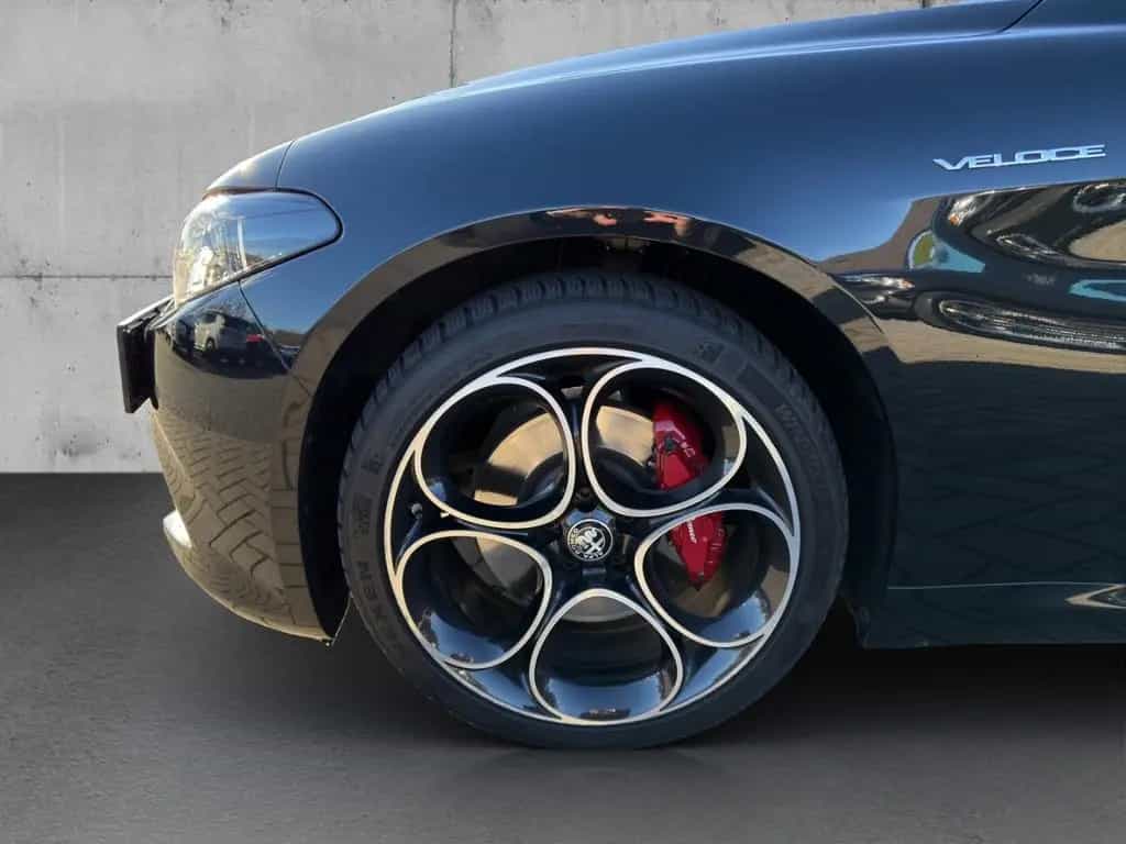Alfa Romeo Giulia Veloce Q4 PANORAMA+PDC+KAMERA+MEMORY+SHZ 10/2023-photo-14