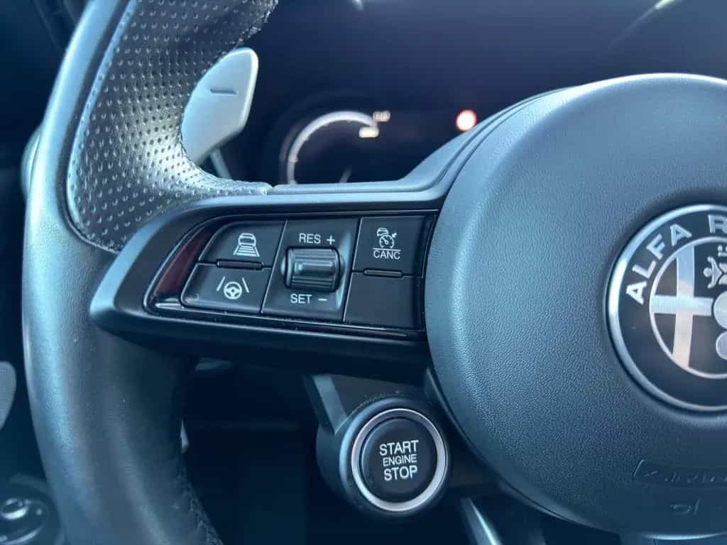 Alfa Romeo Giulia Veloce Q4 PANORAMA+PDC+KAMERA+MEMORY+SHZ 10/2023-photo-17
