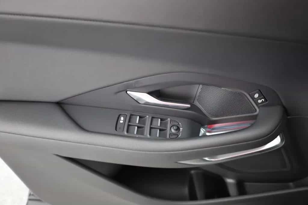 Jaguar E-Pace 2.0 AWD LED ACC Virtual Cockpit DAB 01/2021-photo-22