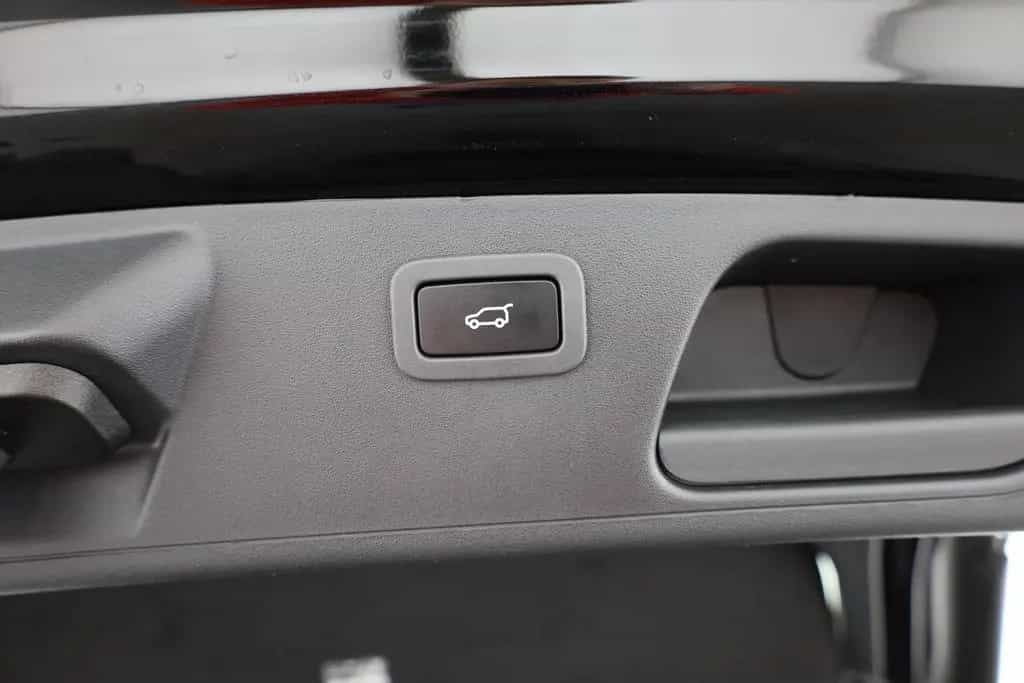 Jaguar E-Pace 2.0 AWD LED ACC Virtual Cockpit DAB 01/2021-photo-28