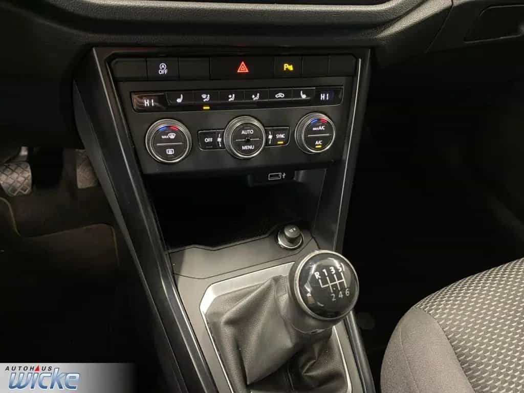 Volkswagen T-Roc 1.0 TSI Basis NAVI KLIMA PDC LM FELGEN LAN 08/2019-photo-6