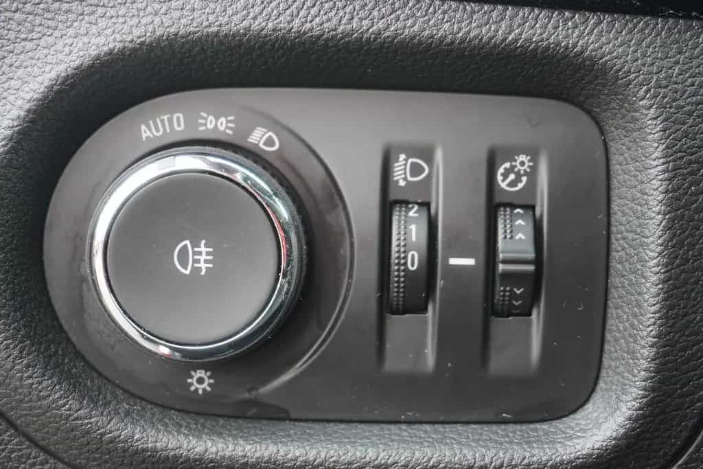 Opel Astra K Sports Tourer LED Tempomat Teilleder 05/2022-photo-18