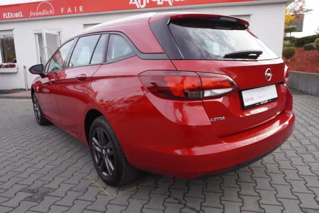 Opel Astra K Sports Tourer LED Tempomat Teilleder 05/2022-photo-1