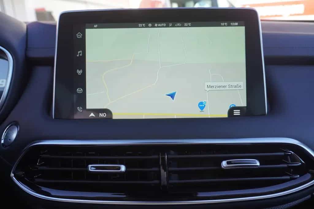 MG HS 1.5 T-GDI Luxury Aut. LED Navi Panorama 360° 02/2024-photo-10