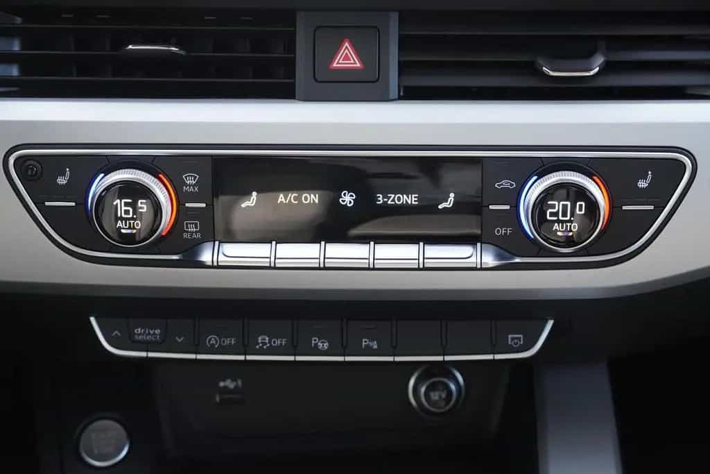 Audi A4 Avant 40 TDI quattro LED Navi ACC AHK DAB 09/2020-photo-21
