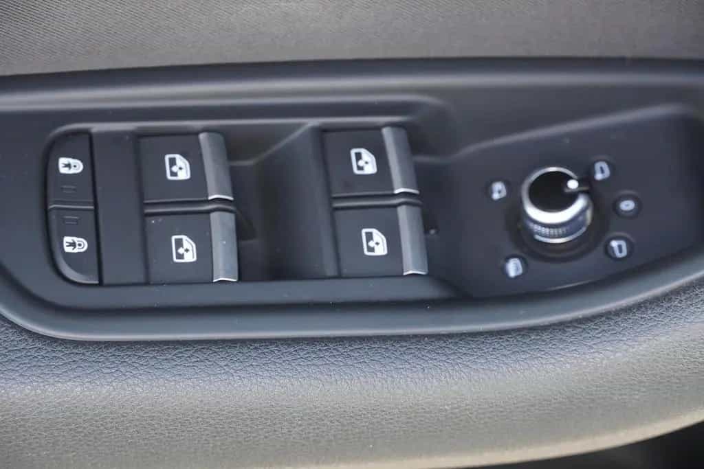 Audi A4 Avant 40 TDI quattro LED Navi ACC AHK DAB 09/2020-photo-36