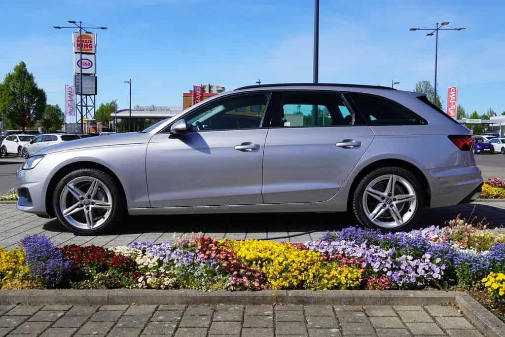 Audi A4 Avant 40 TDI quattro LED Navi ACC AHK DAB 09/2020-photo-4