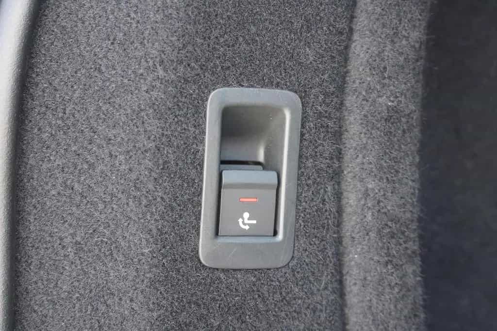 Audi A4 Avant 40 TDI quattro LED Navi ACC AHK DAB 09/2020-photo-45