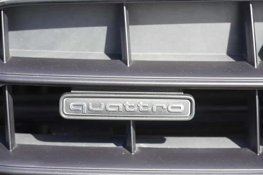 Audi A4 Avant 40 TDI quattro LED Navi ACC AHK DAB 09/2020-photo-49
