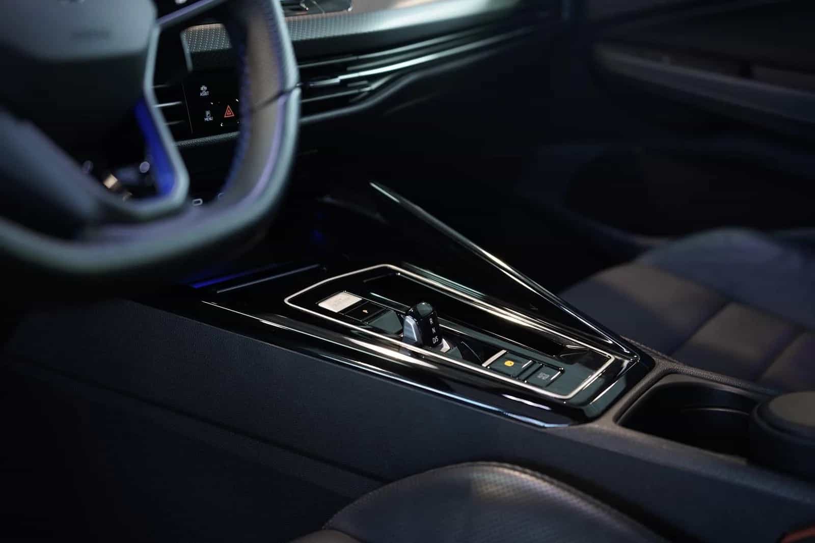 Volkswagen Golf 07/2023-photo-31