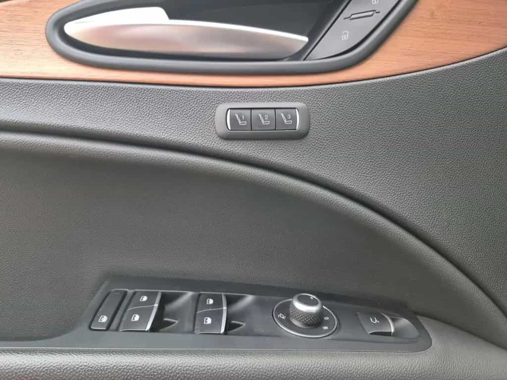 Alfa Romeo Stelvio 2.0 First Edition Q4 PDC Kamera AHK SHZ 07/2017-photo-16