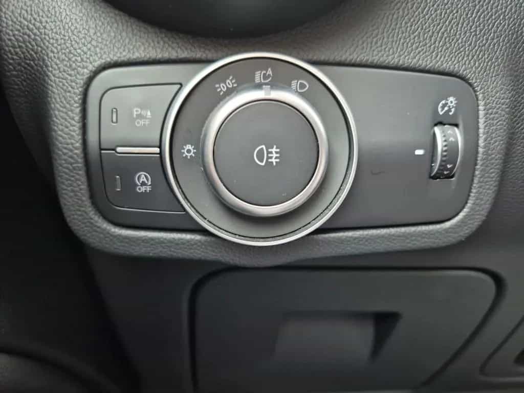 Alfa Romeo Stelvio 2.0 First Edition Q4 PDC Kamera AHK SHZ 07/2017-photo-17