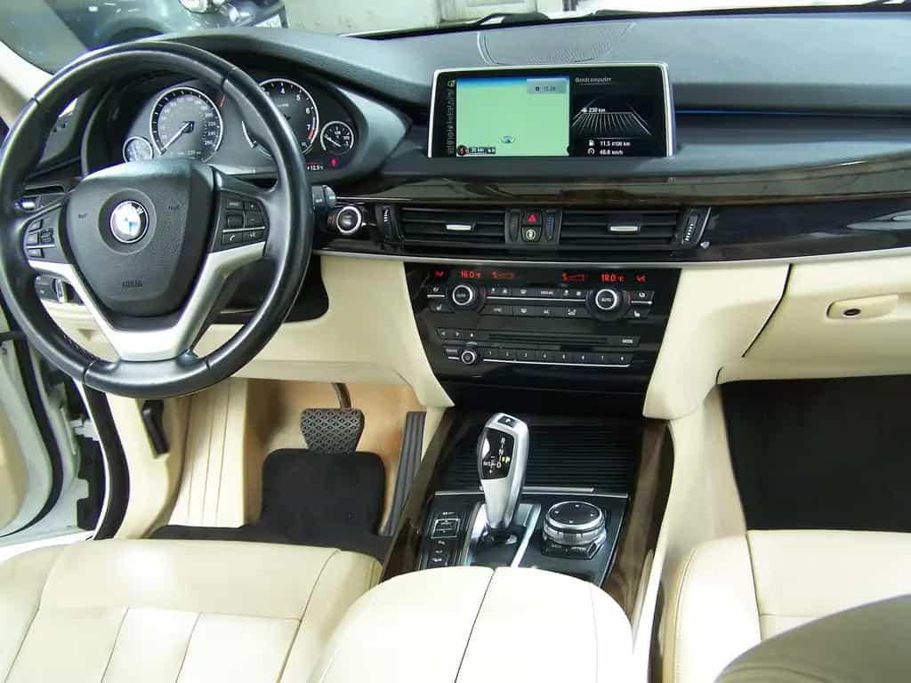 BMW X5 xDrive35i F15 PANORAM+HEAD+NAV+360° US IMPORT 07/2015-photo-5