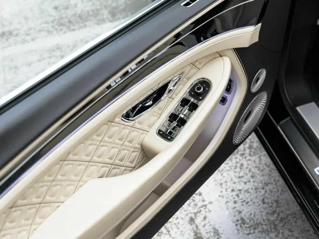 Bentley Continental GT First Edition W12 06/2018-photo-16