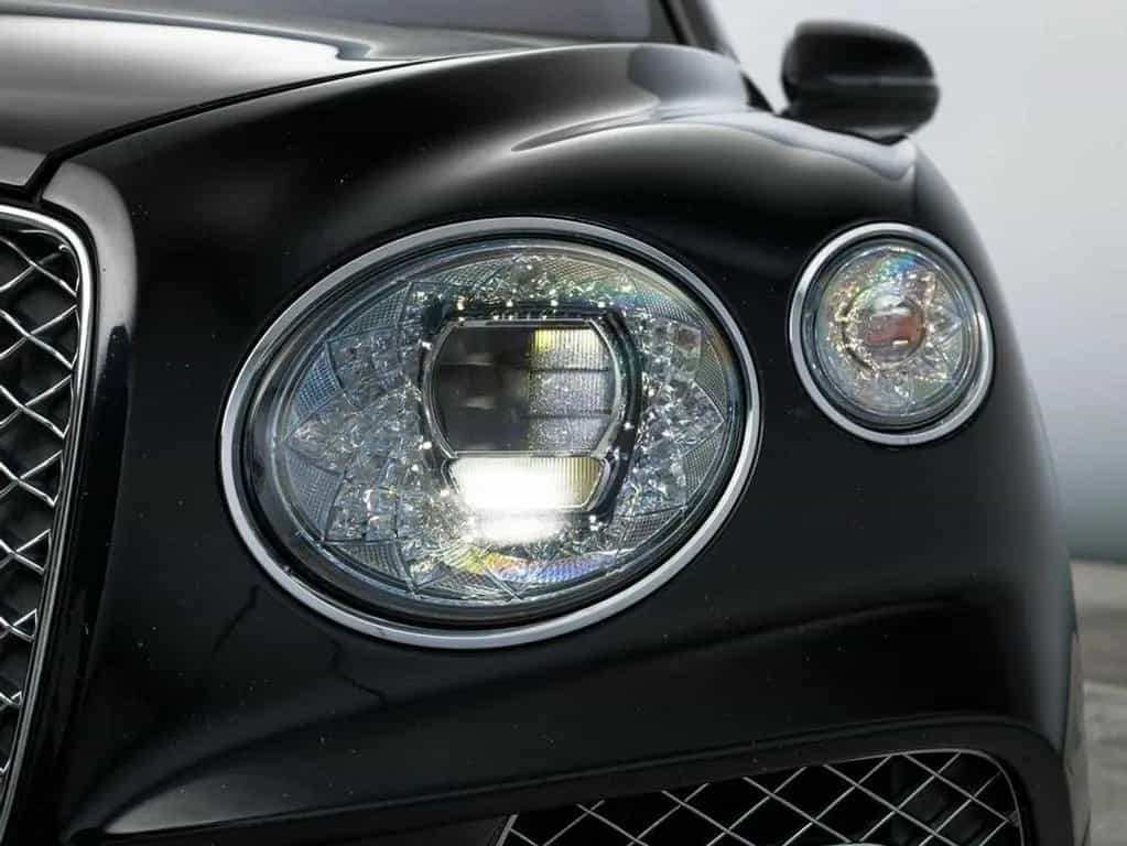 Bentley Bentayga V6 Hybrid 01/2021-photo-11