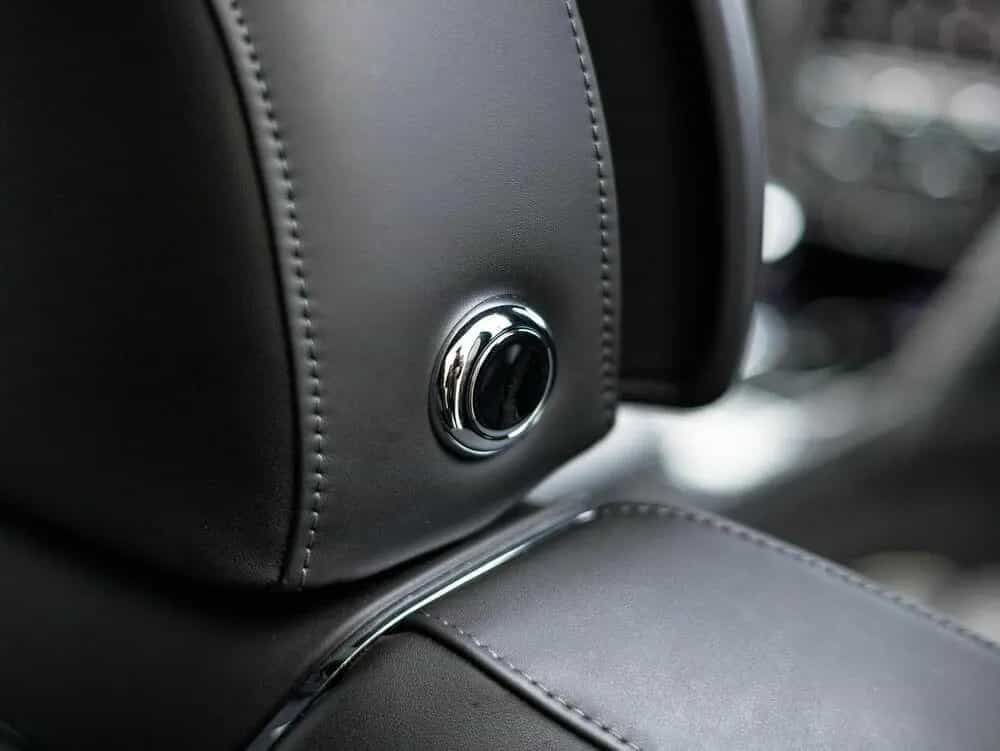 Bentley Bentayga V6 Hybrid 01/2021-photo-32