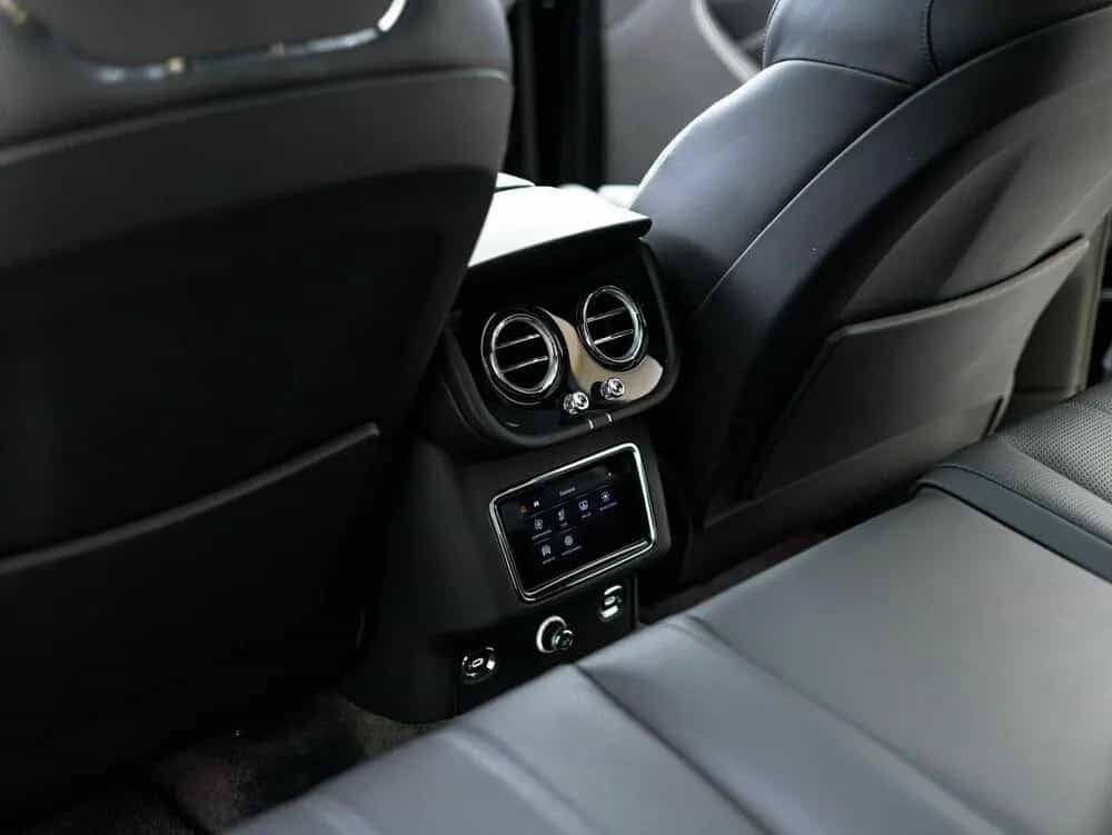 Bentley Bentayga V6 Hybrid 01/2021-photo-34