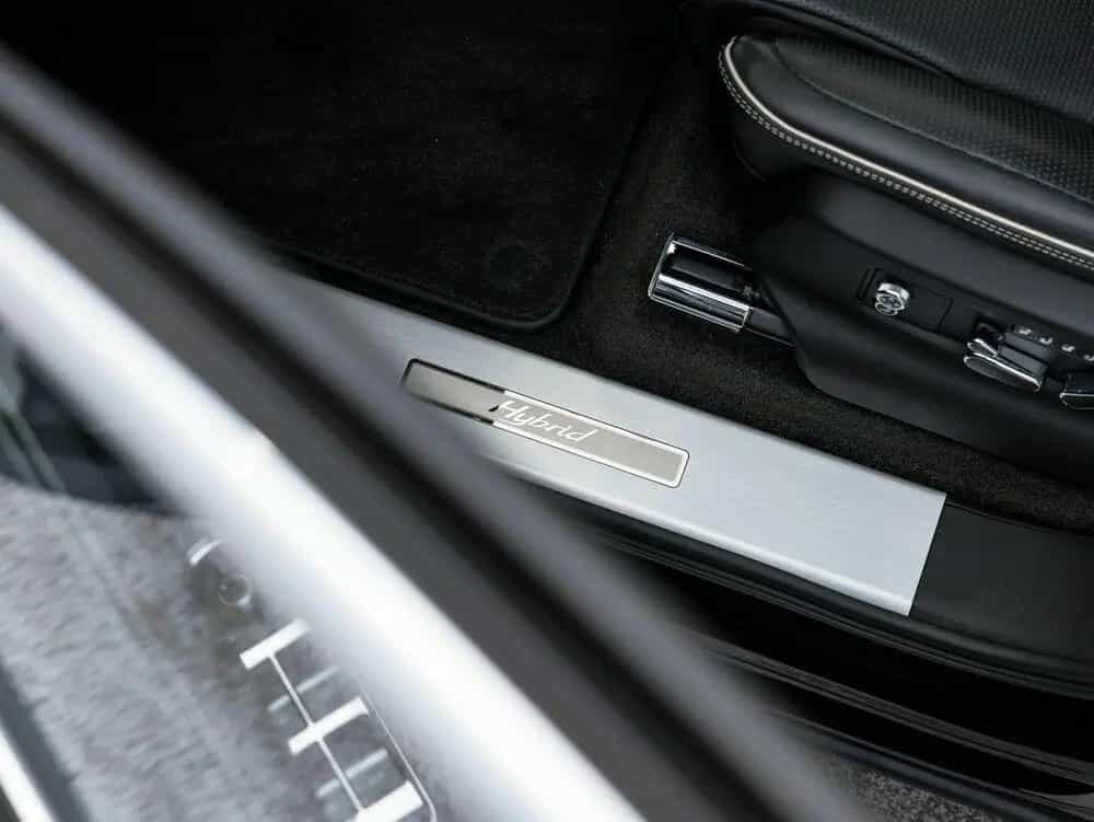 Bentley Bentayga V6 Hybrid 01/2021-photo-39