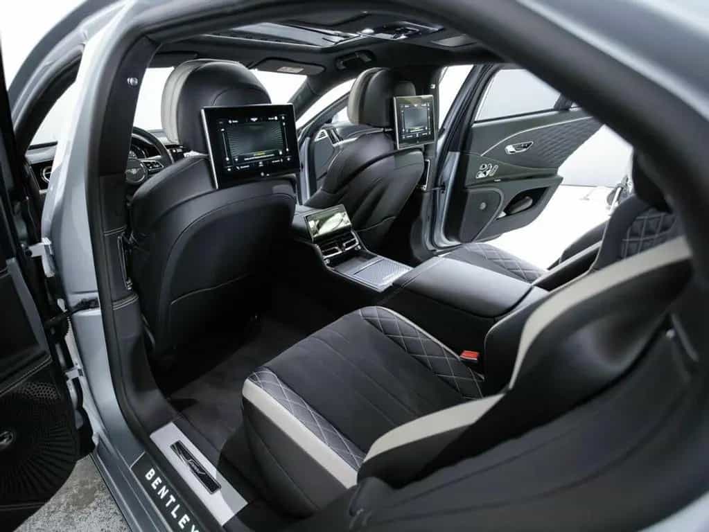 Bentley Flying Spur Speed 11/2023-photo-36