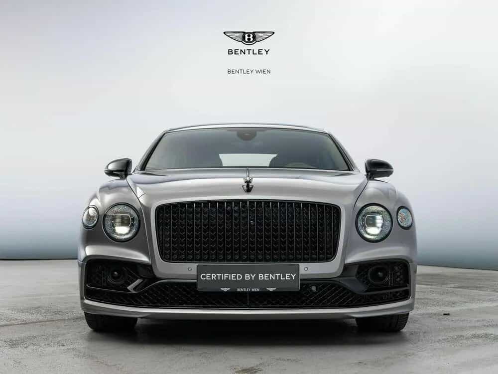 Bentley Flying Spur S V8 03/2024-photo-3