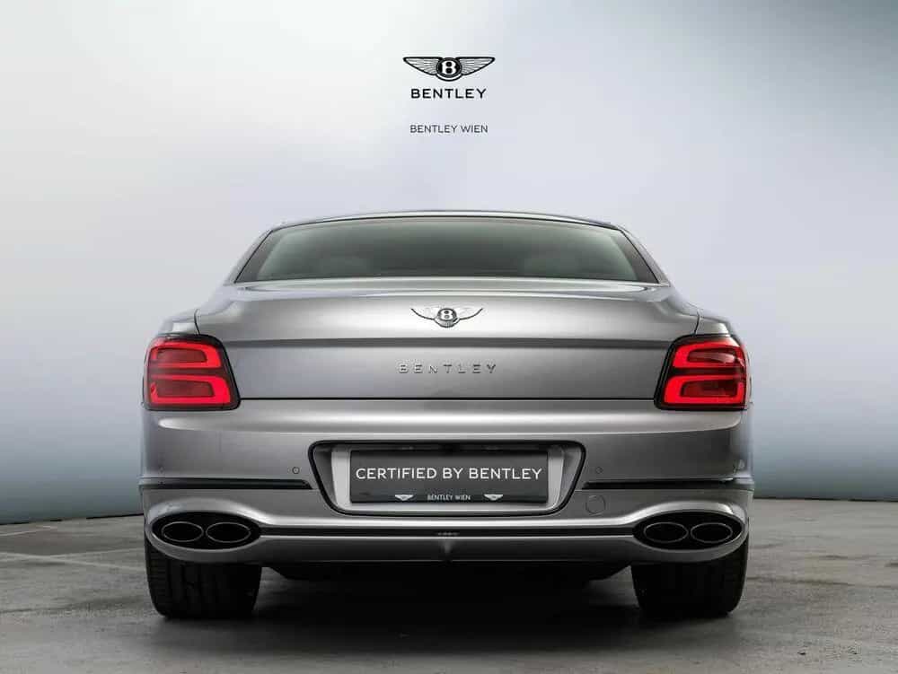 Bentley Flying Spur S V8 03/2024-photo-4
