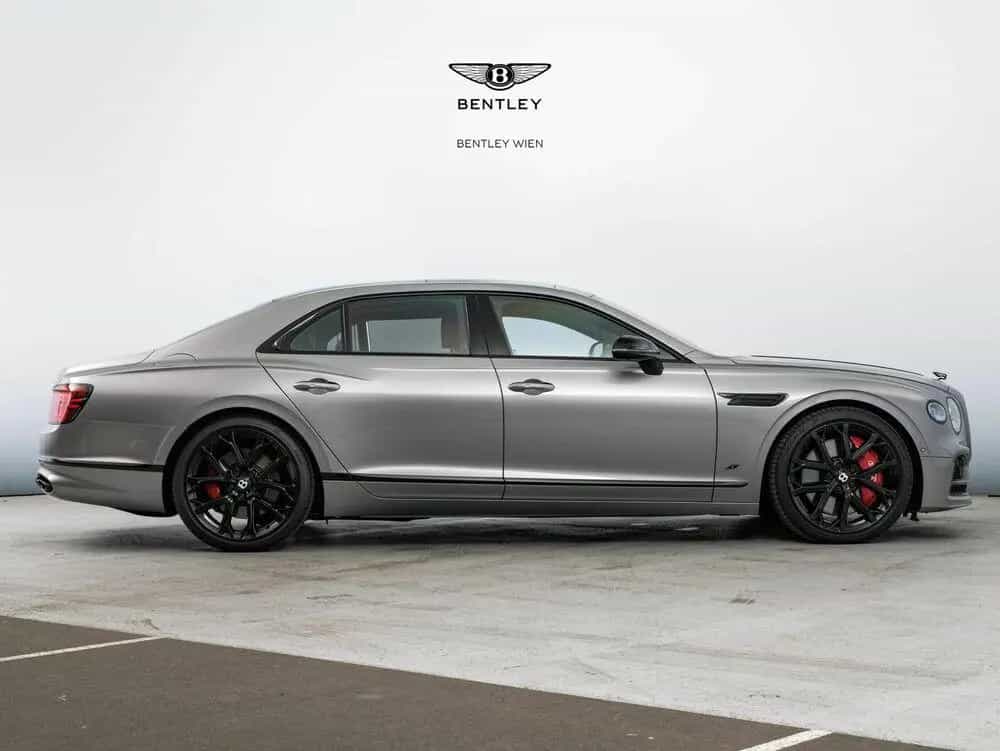 Bentley Flying Spur S V8 03/2024-photo-5