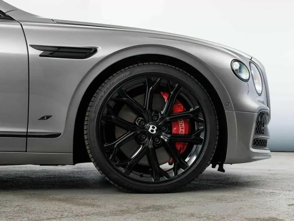 Bentley Flying Spur S V8 03/2024-photo-6