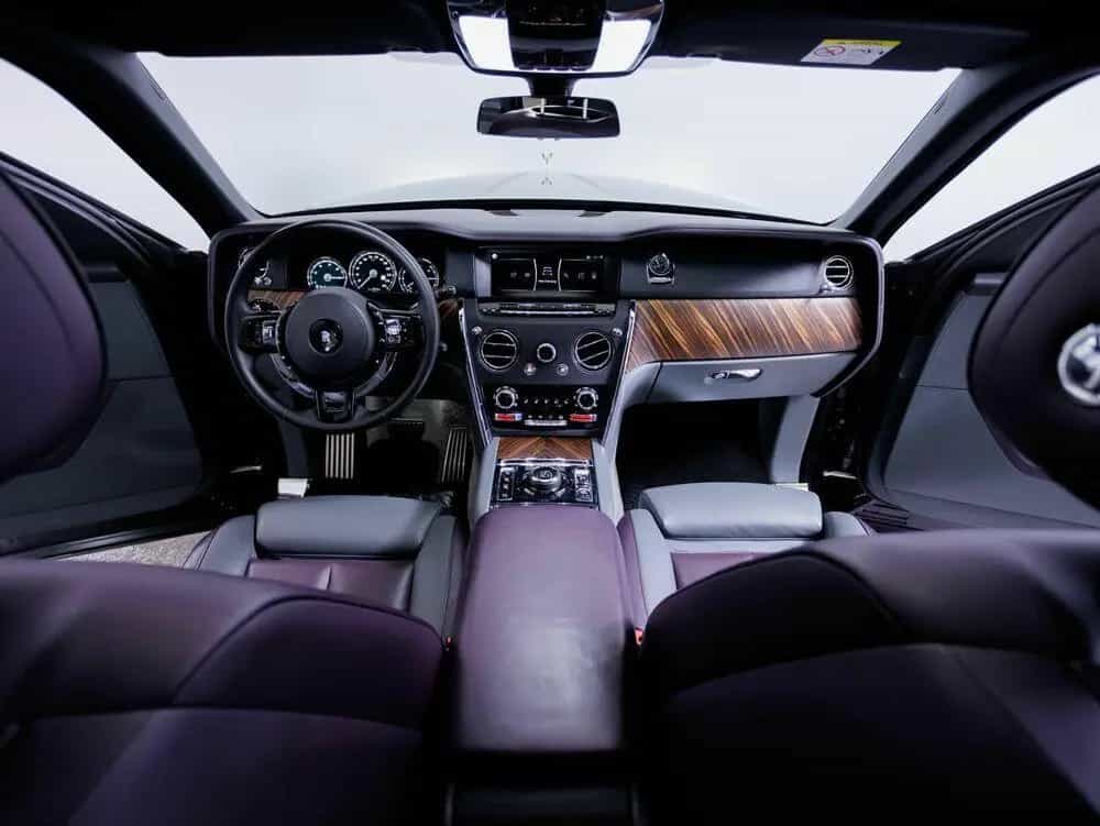 Rolls-Royce Cullinan 6.8 V12 06/2020-photo-9