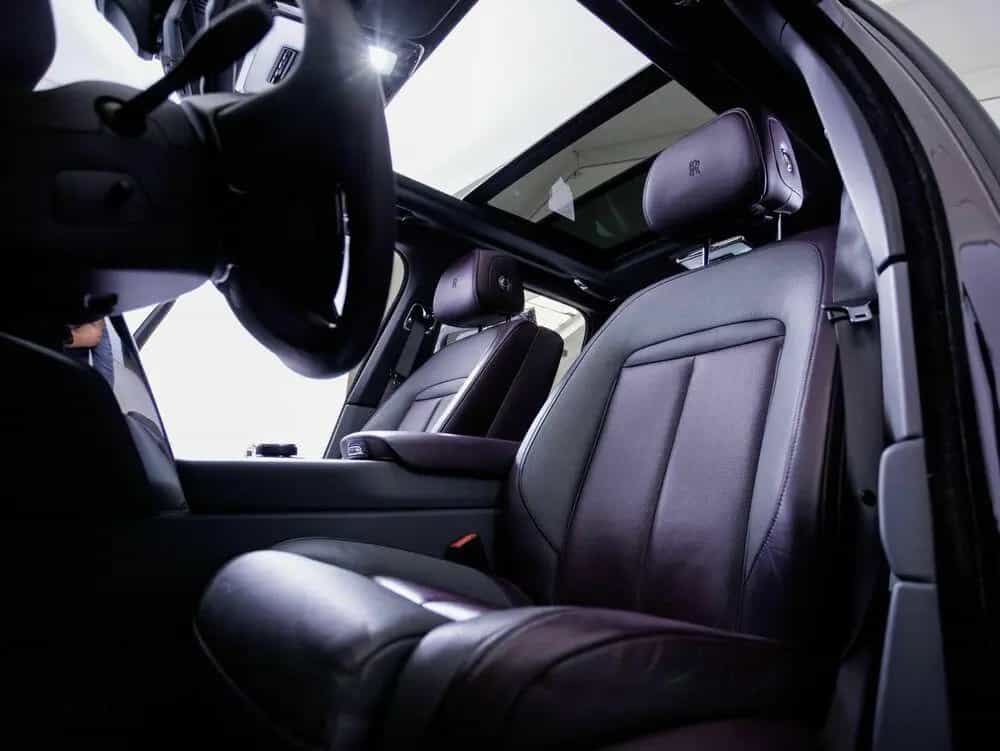 Rolls-Royce Cullinan 6.8 V12 06/2020-photo-13