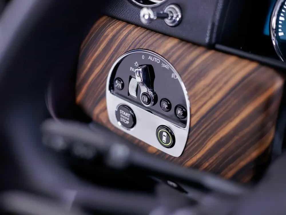 Rolls-Royce Cullinan 6.8 V12 06/2020-photo-14