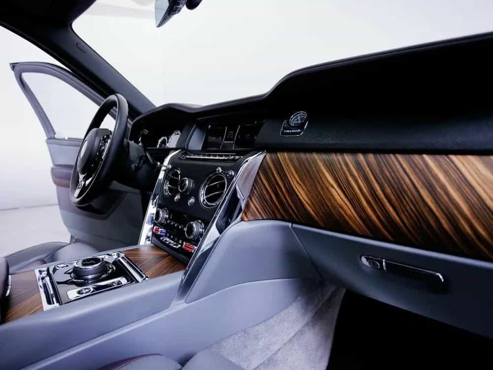 Rolls-Royce Cullinan 6.8 V12 06/2020-photo-21