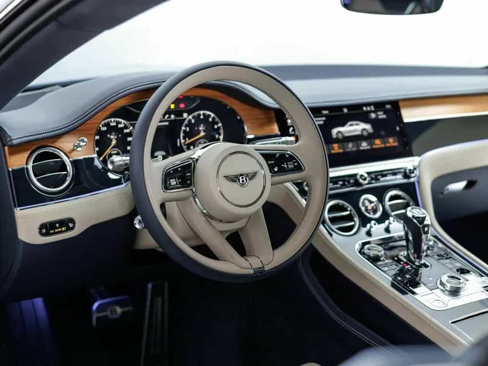 Bentley Continental GT Azure 05/2023-photo-17