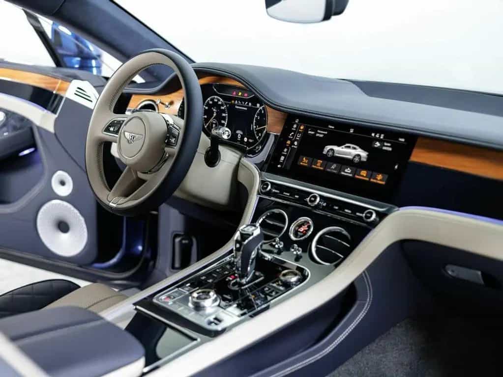Bentley Continental GT Azure 05/2023-photo-19