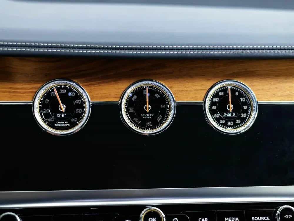 Bentley Continental GT Azure 05/2023-photo-25