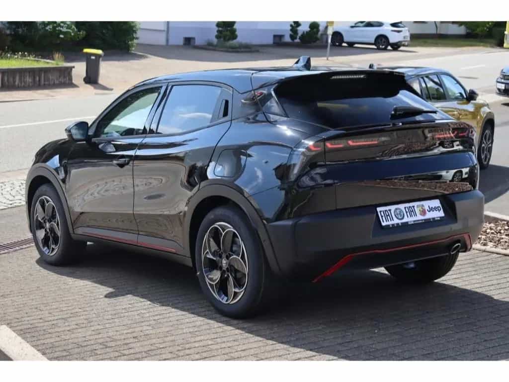 Alfa Romeo Junior IBRIDA Q4 1.2 VGT 145PS DCT6 SPORT SABELT 01/2026-photo-5