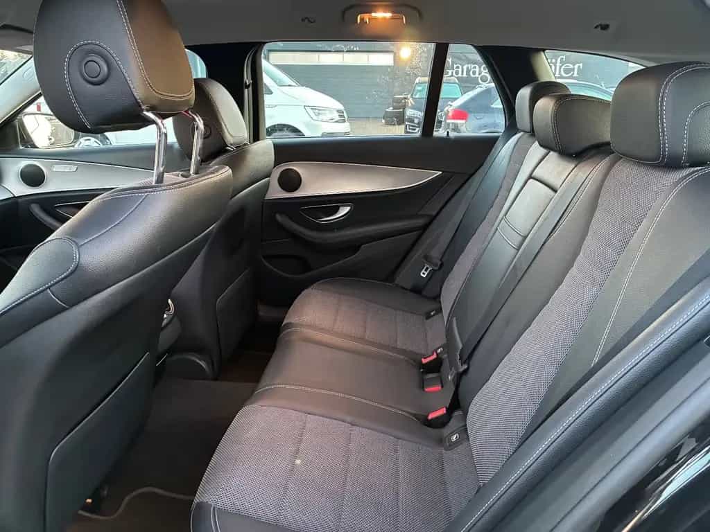 Mercedes-Benz E-Class 200 T Avantgarde Widescreen Multibeam Kamera 11/2017-photo-10