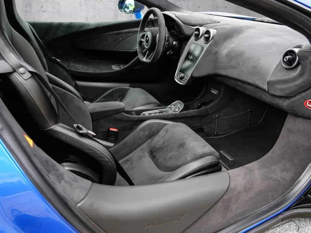 McLaren 600LT Coupé Vega Blue, Carbon Exterior Upgrade 1 01/2019-photo-14