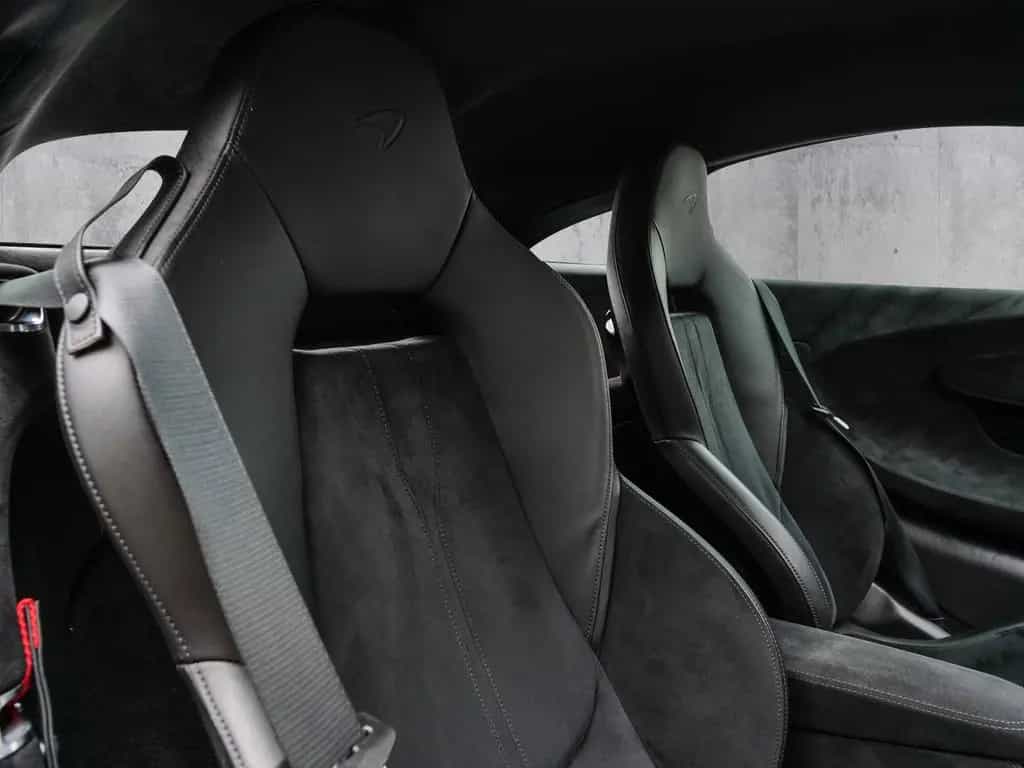 McLaren 600LT Coupé Vega Blue, Carbon Exterior Upgrade 1 01/2019-photo-15