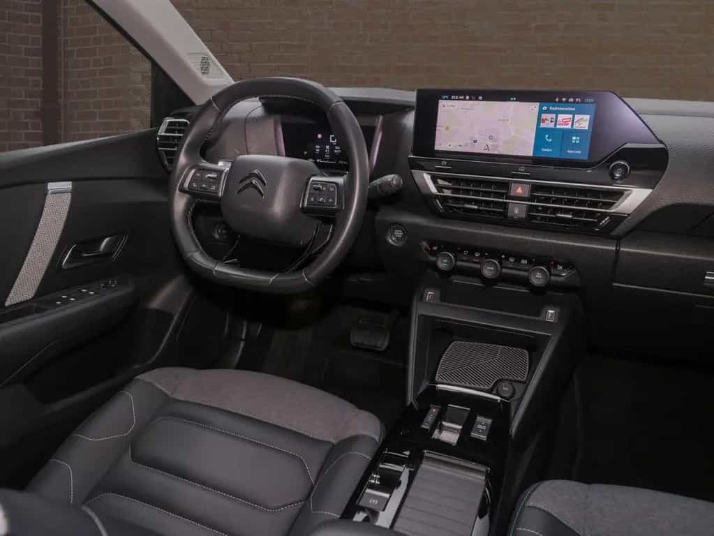 Citroën C4 1.2 PureTech 130 Shine Navi/ Kam/ Freispr. 10/2023-photo-9
