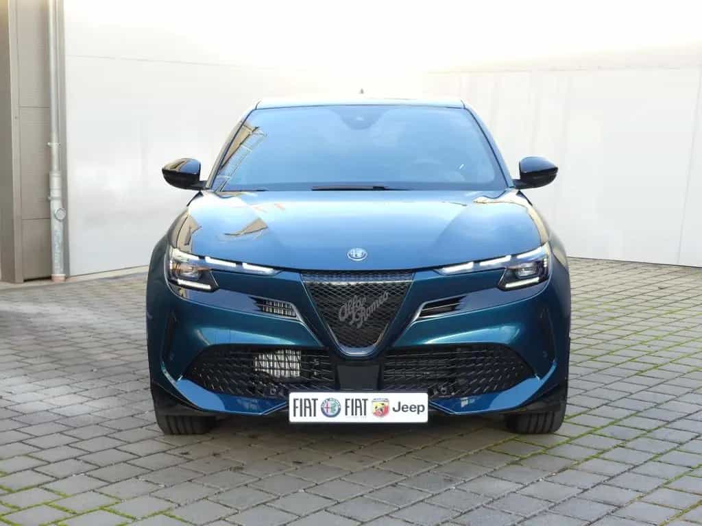 Alfa Romeo Junior IBRIDA Q4 1.2 VGT 145PS DCT6 SCHIEBEDACH 01/2026-photo-7
