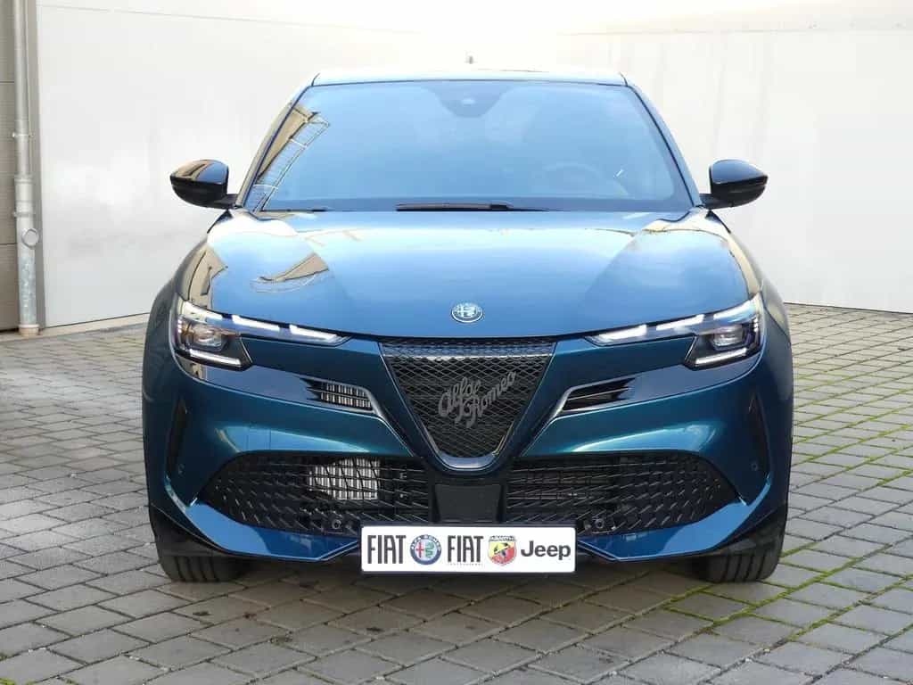 Alfa Romeo Junior IBRIDA Q4 1.2 VGT 145PS DCT6 SCHIEBEDACH 01/2026-photo-8