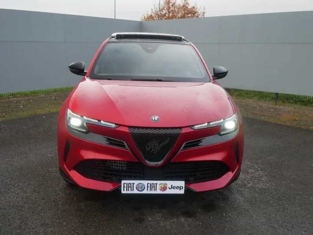 Alfa Romeo Junior IBRIDA Q4 1.2 VGT 145PS DCT6 SCHIEBEDACH 01/2026-photo-6