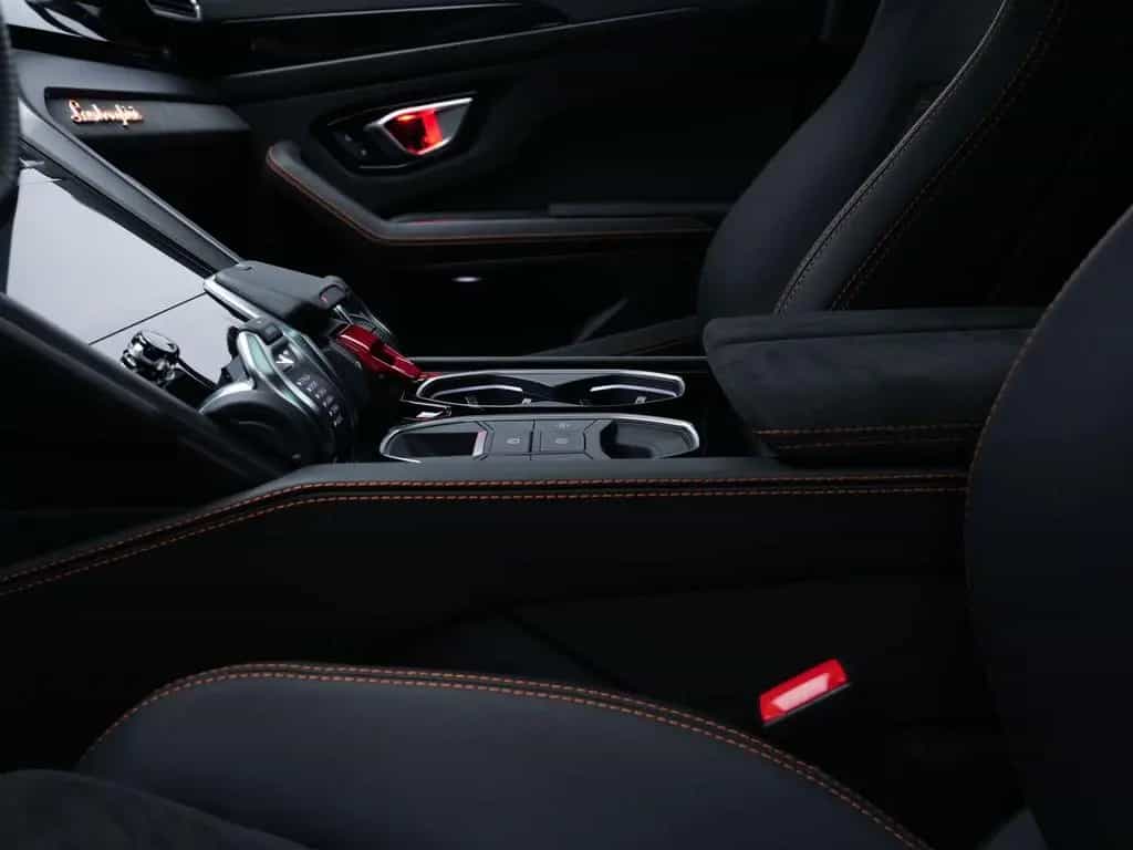 Lamborghini Urus NOVITEC FELGEN&ABGASNALANGE*B&O*23"*CARBON 03/2023-photo-22