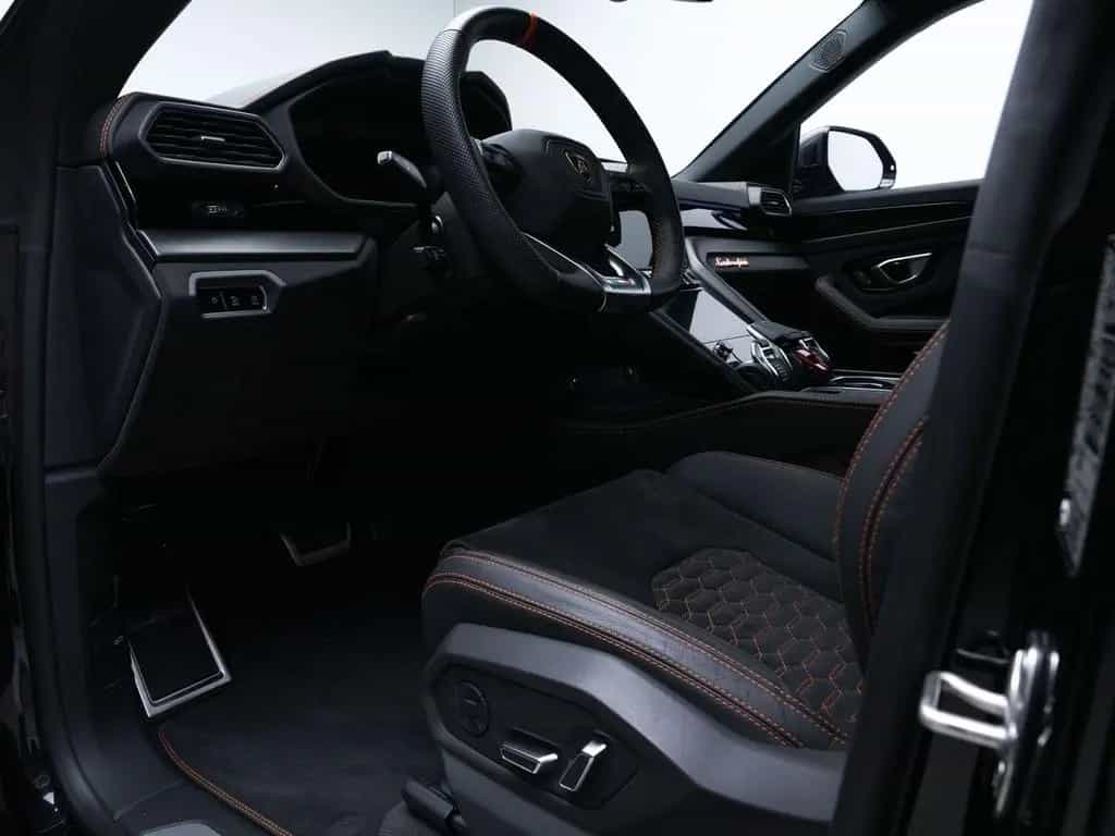 Lamborghini Urus NOVITEC FELGEN&ABGASNALANGE*B&O*23"*CARBON 03/2023-photo-8