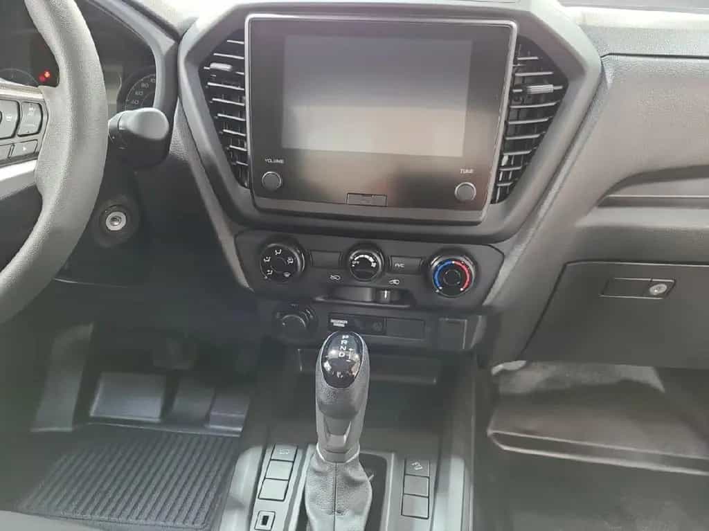 Isuzu D-Max Single Cab 4WD 120KW/163PS AT6 KLIMA TEMPO null-photo-11